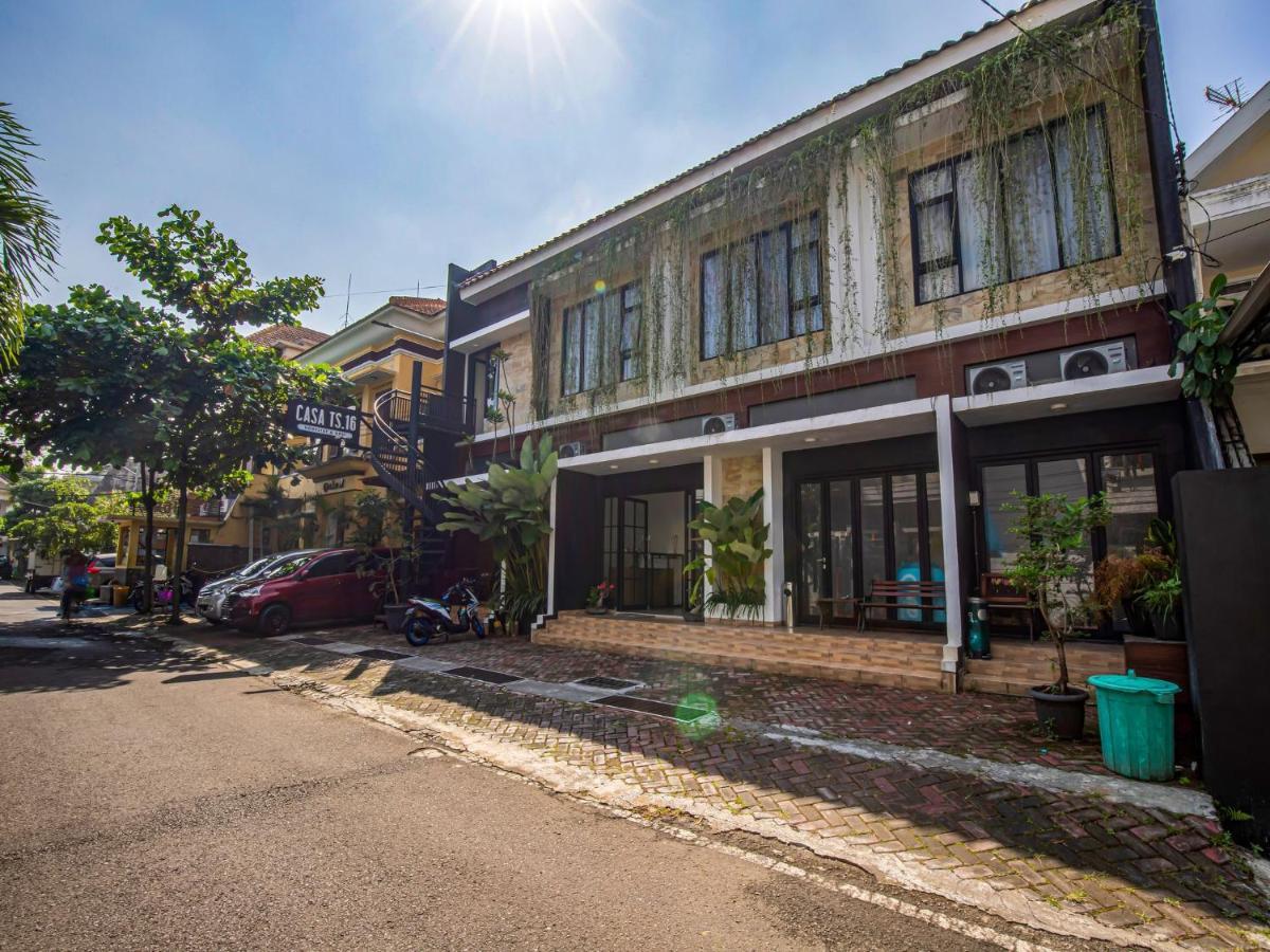 Hotel Casa Ts 16 Malang Exteriér fotografie