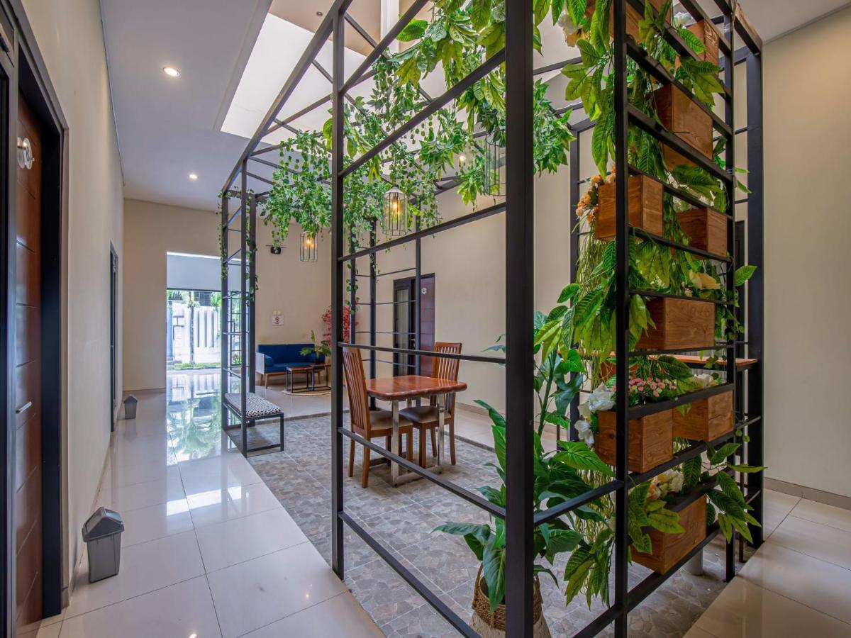 Hotel Casa Ts 16 Malang Exteriér fotografie